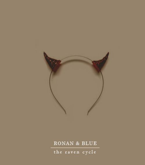 grishae:@stiefvaternet event 4: favorite relationship (½)↳ ronan lynch &amp; blue sargent“Ronan’s ar