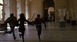 earthy-yet-soheavenly:  running through the louvre 