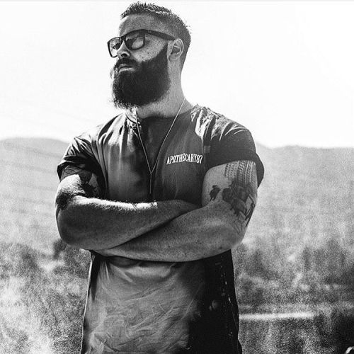 apothecary87:  Just booked flights to LA. I (@drin_king) will be there from the 25th Oct - 2nd Nov. who’s around? #TheManClub   www.apothecary87.com  #Apothecary87  Photo: @lanedorsey  Model: @drin_king  Shirt: @apothecary87 x @cobra_house