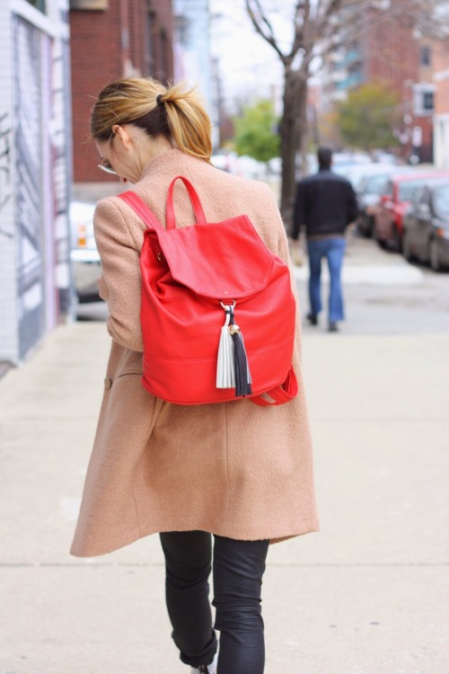 projectfab: Da Bulls I topped off my gameday look with a camel coat and red leather backpack, both f