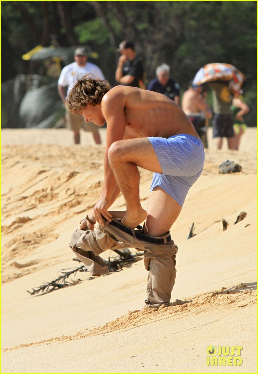 boysguysandmen101:  old but gold, brenton thwaites 2 