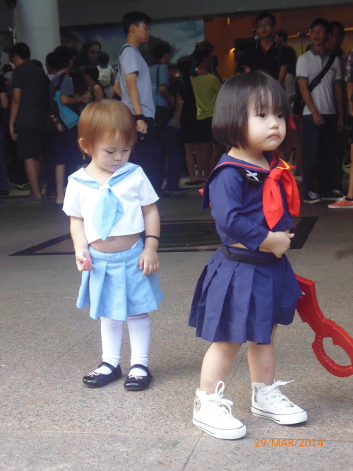 leadhooves:  dernaise:  Chibi Ryuko and Mako at J - Obsession 2014 *>*   keep a close eye on your children, they might LOSE THEIR WAY