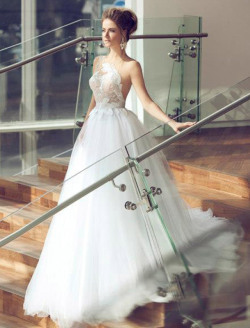 Fashiondivadesign:  Glamorous Wedding Dresses With Incredible Elegancehey Divas Today