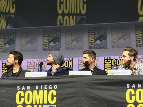 Supernatural panel at #SDCC 2/3. Taken by my friend so I could relax and enjoy.Feel free to share 