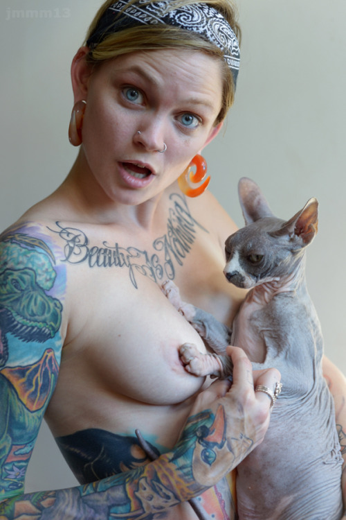 hardnipplesforever:  Mother Echidna. by jonmmmayhem. Photographing a fellow photographer (and her Pookie kittie) after about five years of waiting. Thank you, Chae. there are more pictures of Chae HERE