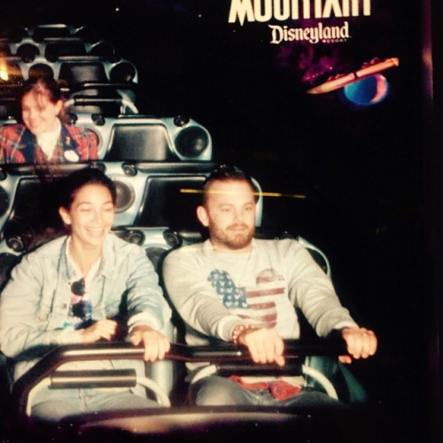 kingsofleonporn: I’m literally dying of laughter because Caleb is so scared of Roller Coasters
