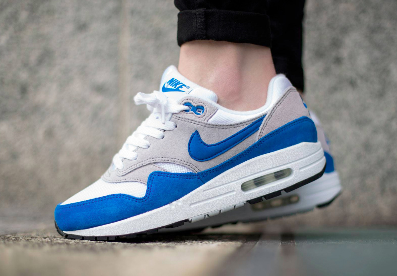 sweetsoles:  Nike Air Max 1 GS - Sport Royal (by Titolo)Buy from Nike UK / Snipes