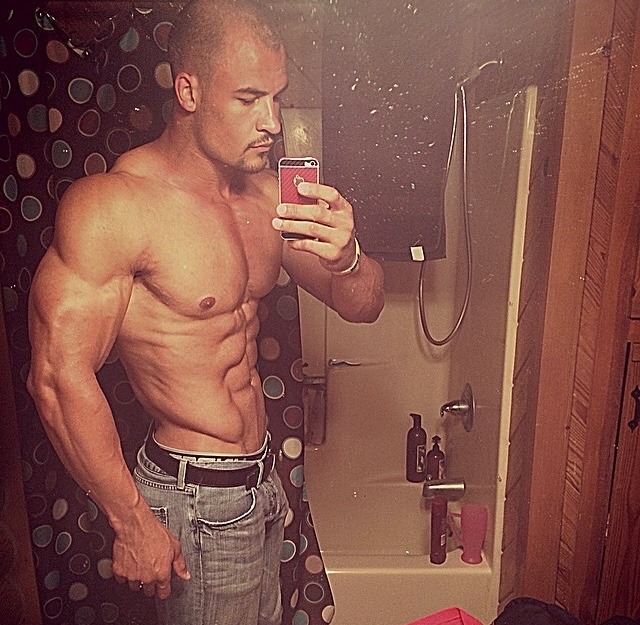 exclusivekiks:  Corey Upton 🔥🔥  Follow me:  http://exclusivekiks.tumblr.com/
