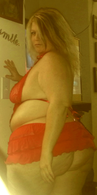 goddess32244:  @goDDess32244 its almost the weekend!!!..#bbw #sexyassblonde :)