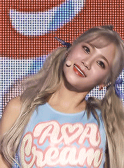 seuhgi:  yuna in i’m jelly baby performances.