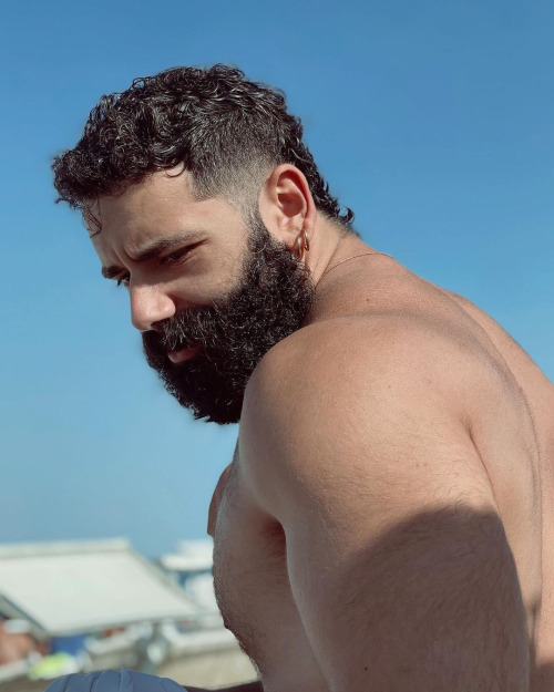 beards-of-paradise:Vincenzo @hausofvin