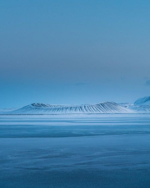 sigvicious:Hverfjall is a large, circular explosion crater, about 140 metres deep and with a diamete