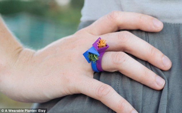 asylum-art:  Wearable Planter: ‘It’s jewelry for green thumbs’: Designer’s