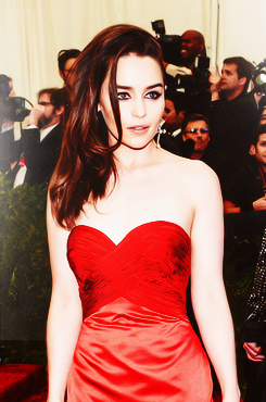 EMILIA CLARKE | Met Gala 2013