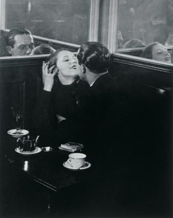 dominusvenustas:  Brassai’s Paris Cafe,