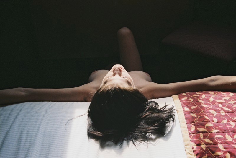 artisticallynaked:  soamused:  &ldquo;Kate&rdquo; © April-lea Hutchinson