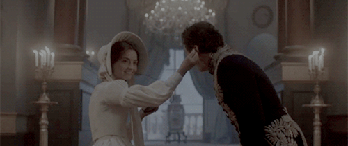 goeasyvicar:Jenna Coleman and Rufus Sewell behind the scenes of Victoria