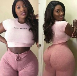 wethatgirlxxx:princejazziedad:DeliciouslySexy Curvy Luscious BootiDelicious Ma.Ms MarmaidMonroe……….💜❤️🧡Different clothing to show off the figure