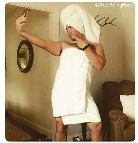 Who said guys can’t do selfies??