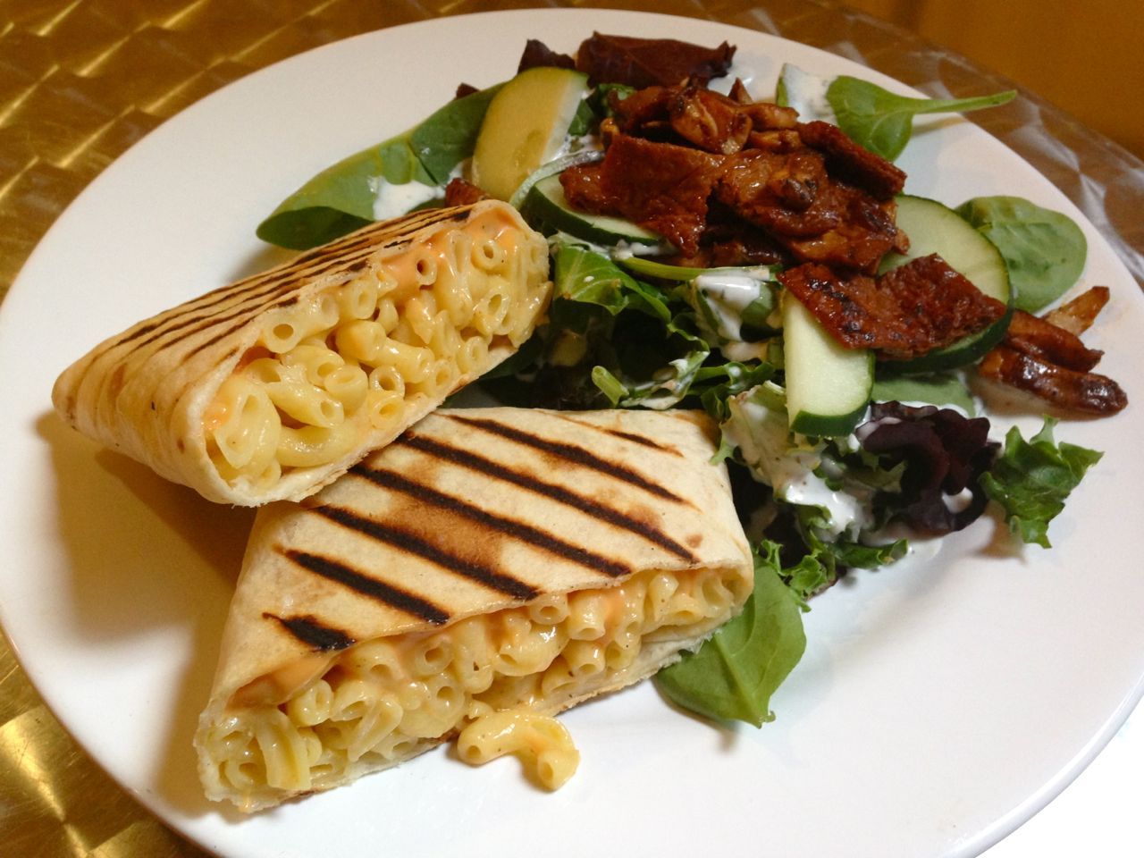 lesweetpea:     vegetablog:  sublunaries:     doublefancy:  grilled mac and cheese