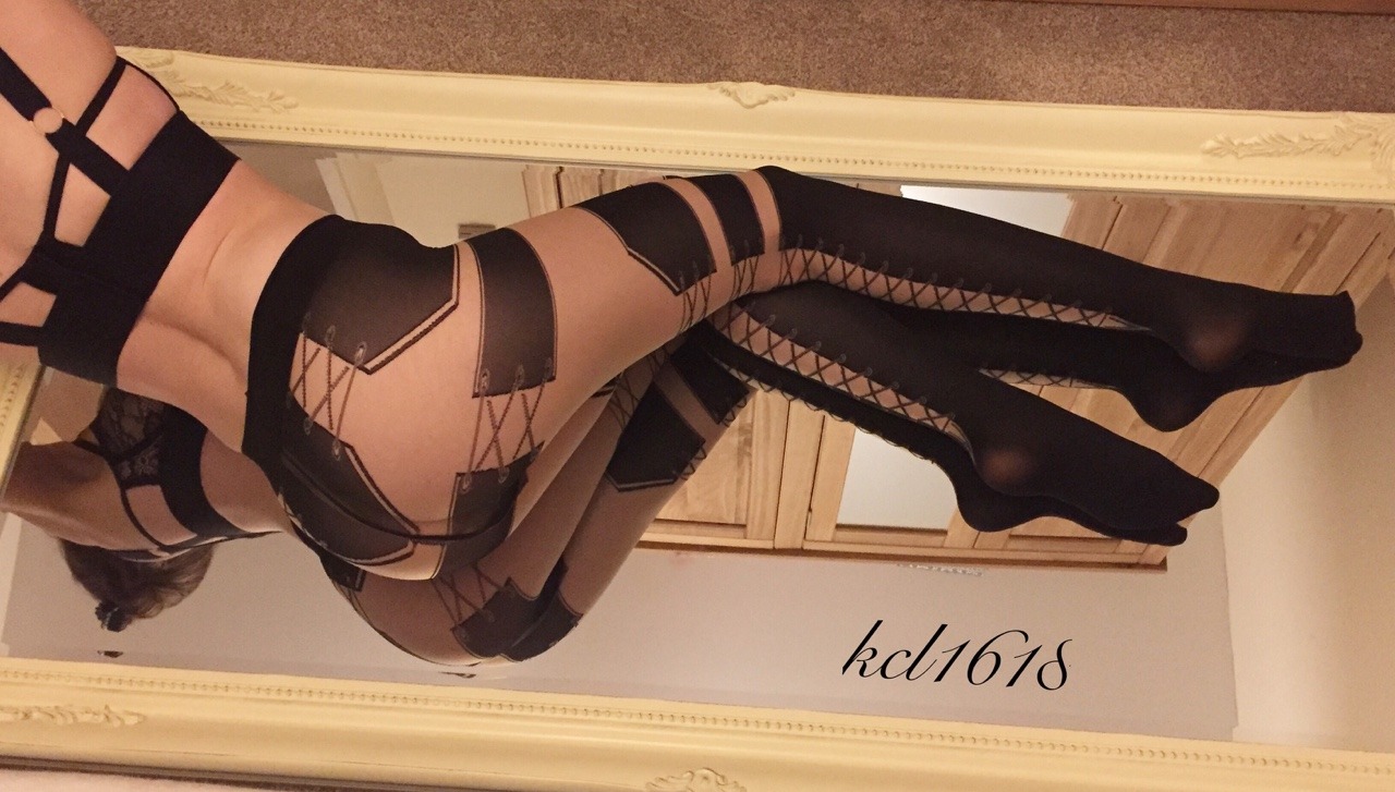 kcl1618:  Fancy pants, huh? Darlings, have you missed me? I need a date night! I