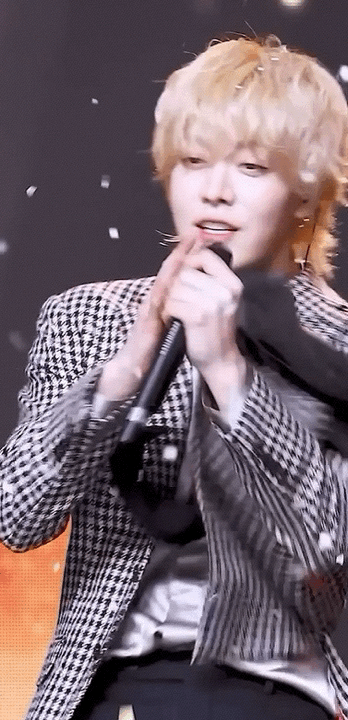 Hi! Could You Make A Be There For Me Yuta Gif? I Haven't Cone Across Many Recently, He's Seriously Underrated