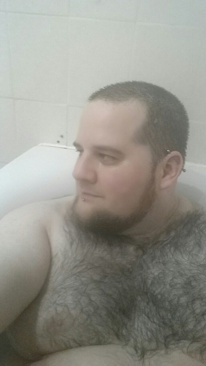 punkcub101:Soggy Sunday - cub in a tub.  Confidence is coming back after losing some