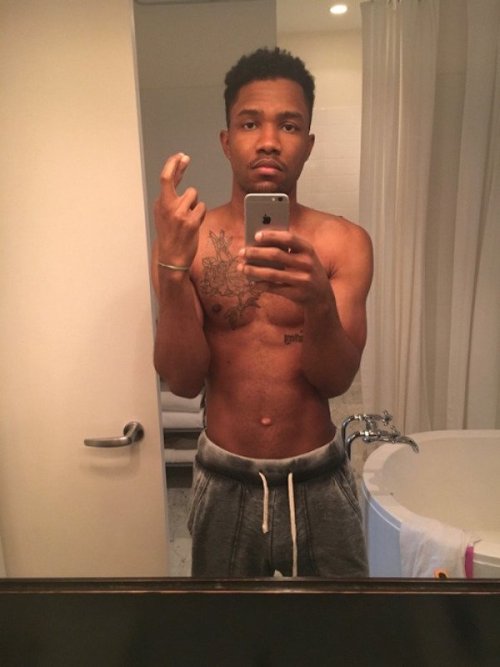 lamarworld1: Frank Ocean body &amp; bulge