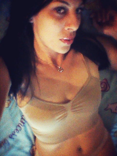 desigirlsneked:clary35:Más de mi :-*http://desigirlsneked.tumblr.com/