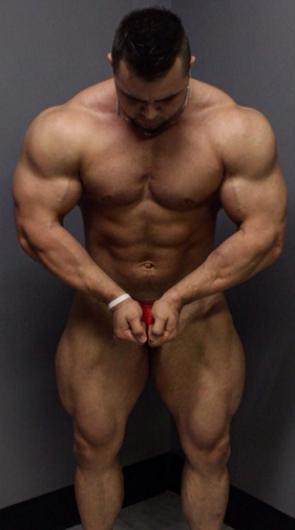 needsize:  Junior National Regan rocking his bloat face. Woof!Regan Grimes