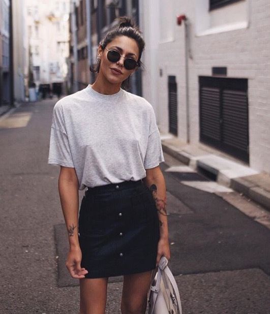 venue-style:  Cuffed Loose Grey T-shirt Black Buttons Front Pockets A-Line Skirt 