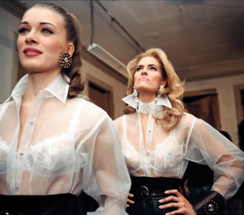 Yes. As they left the Salon and Boutique they understood.  It is all very simple. For a harmoni
