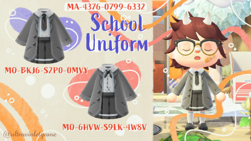 Here’s a collection of most of my custom clothes! The school uniforms are my favorite ❤︎Which ones y