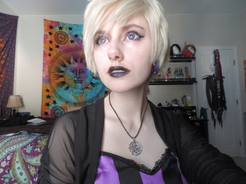 timaeus-testiflied:  I think I should take pictures with my expensive camera more often!!  I don’t usually post selfies, but good gosh, this is great!! I finally got the chance to buy the Rose Lalonde dress from WeLoveFine, and words just can’t describe