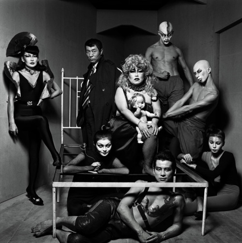 shihlun:  Shuji Terayama and his avant-garde theatre troupe Tenjo Sajiki, 1979. Photo by Kazumi Kuri