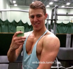 billgreesh:  str8uklads:  Alexander, 25, Richmond,