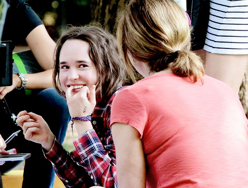 fy-ellenpage:Ellen Page and Allison Janney on the set of Tallulah in New York City, 12 June 2015. Th