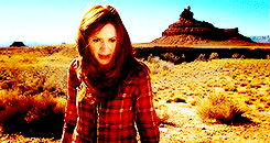 hellofabird:  Amy Pond + Plaid 
