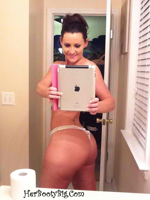 http://www.herbootybig.com  #PhatAsses