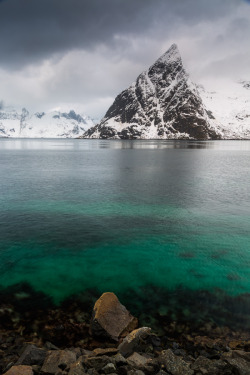 ponderation:  Lofoten, Norway by Mikołaj Gospodarek   