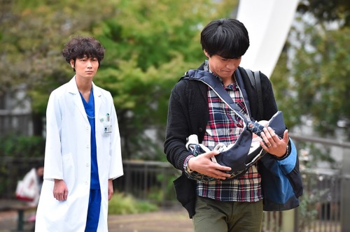 cris01-ogr:Oguri Shun guest in Kounodori drama episode 02.Gallery 02/02©