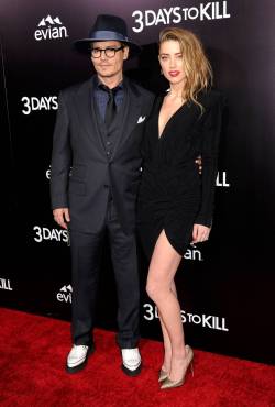 Johnny Depp & Amber Heard. ♥  Mmmh