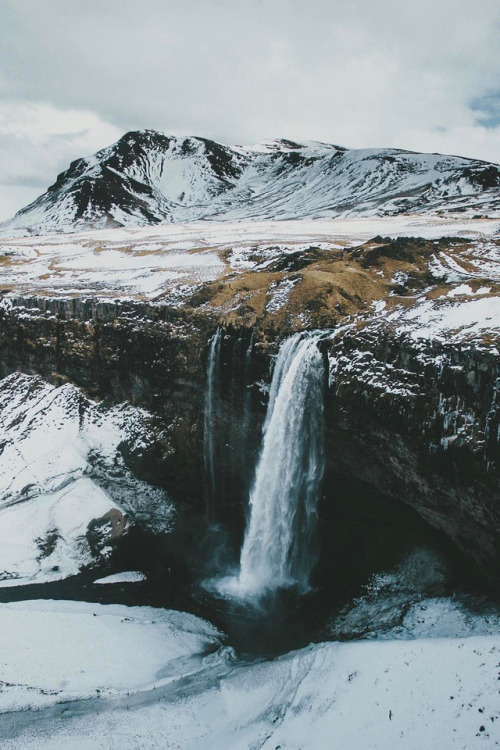 banshy: Seljalandsfoss by Ryan Sheppeck