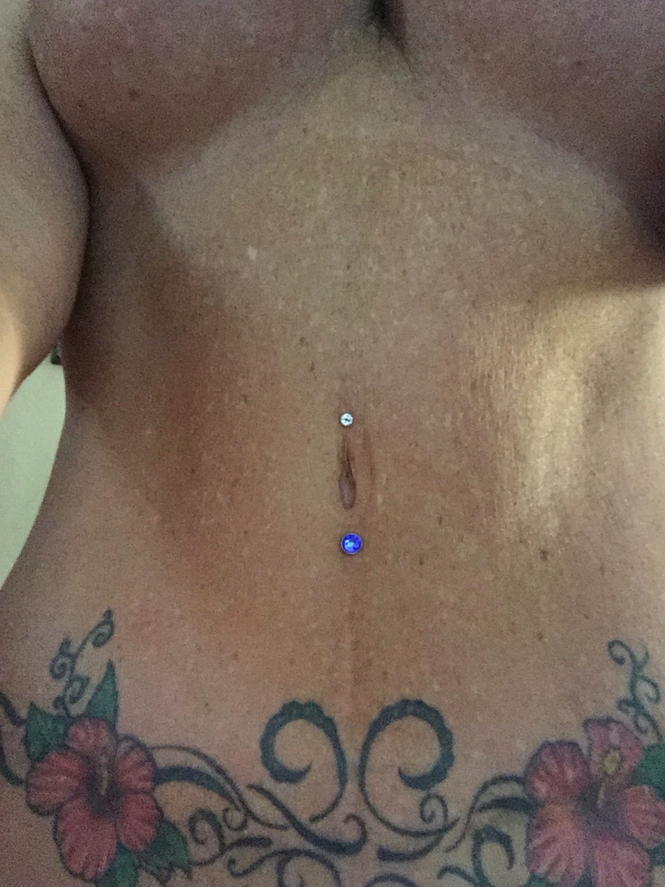 chas-n-naked:  Post abdominal workout 😃