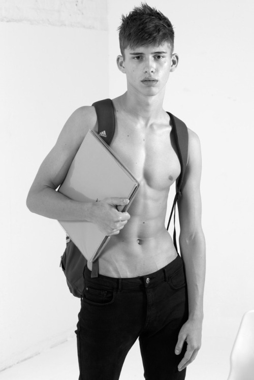 christos:
“Lucca Schlenker by Cristiano Madureira – Made In Brazil
”