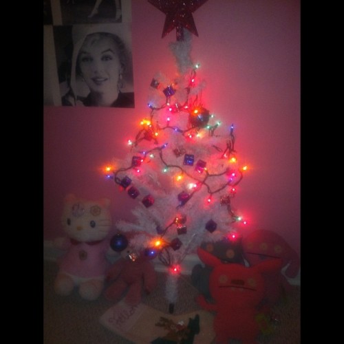 My valley girl Christmas tree 💁🎄💖#christmastree
