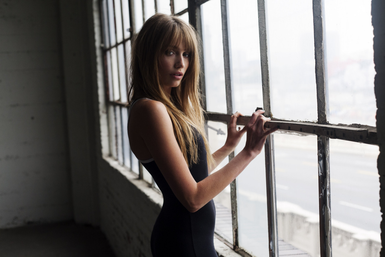 sirneave:  Cailin Russo By Neave Bozorgi