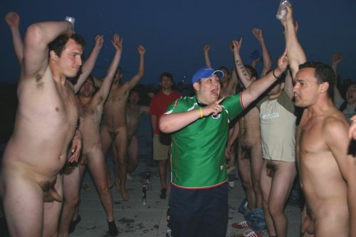 nakedblokes:  naked blokes. follow. ask. submit. archive. 