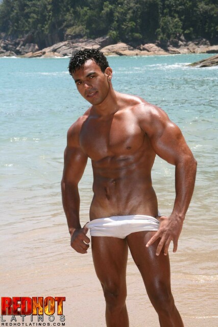 menmanor:  #Poax #RedHotLatinos