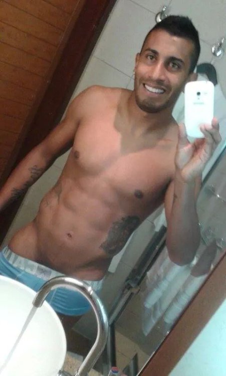 hotfamousmen:    Cristian Chávez   adult photos